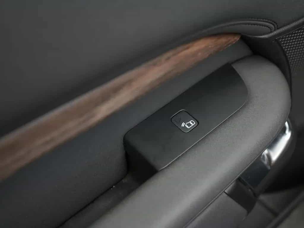 Land Rover Discovery HSE,LED,LUFT,PANO,MEMO,MERIDIA,AHK,7P 07/2019-photo-33