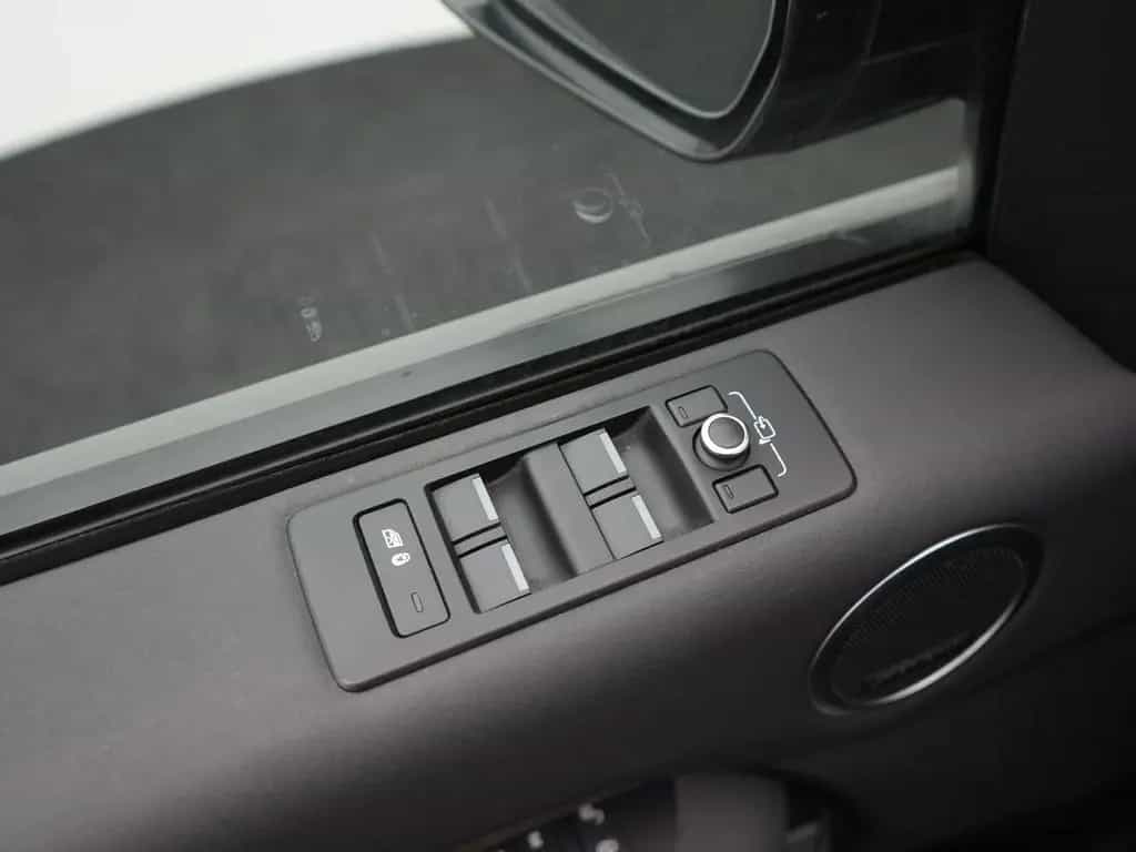 Land Rover Discovery HSE,LED,LUFT,PANO,MEMO,MERIDIA,AHK,7P 07/2019-photo-34