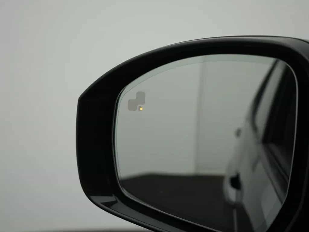 Land Rover Discovery HSE,LED,LUFT,PANO,MEMO,MERIDIA,AHK,7P 07/2019-photo-35