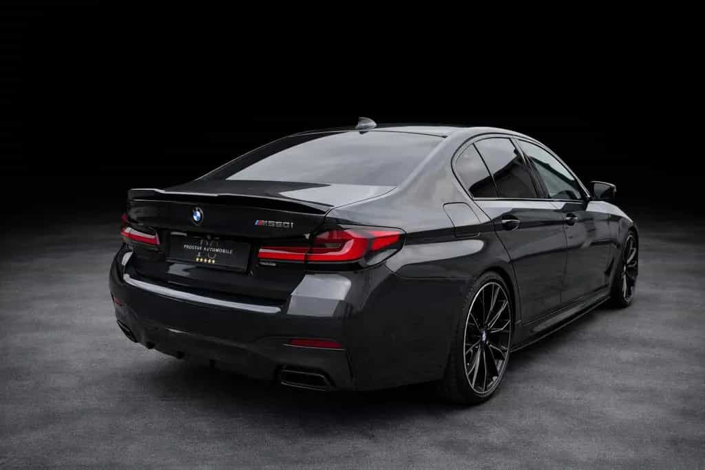 BMW M550 i Lim. Xdrive *Aero*Carbon*360Kam*Perf.Aga* 11/2020-photo-9
