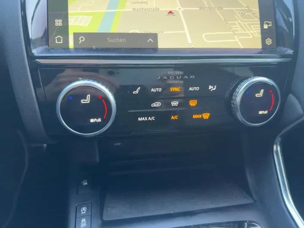 Jaguar E-Pace D165 AWD R-Dyamic SE ACC CAM LED NAVI TWA 11/2022-photo-21