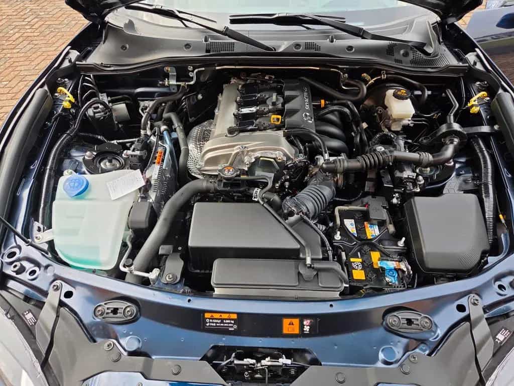 Mazda MX-5 RF 1.5 SKYACTIV-G 132 Exclusive-Line Ex... 02/2024-photo-9