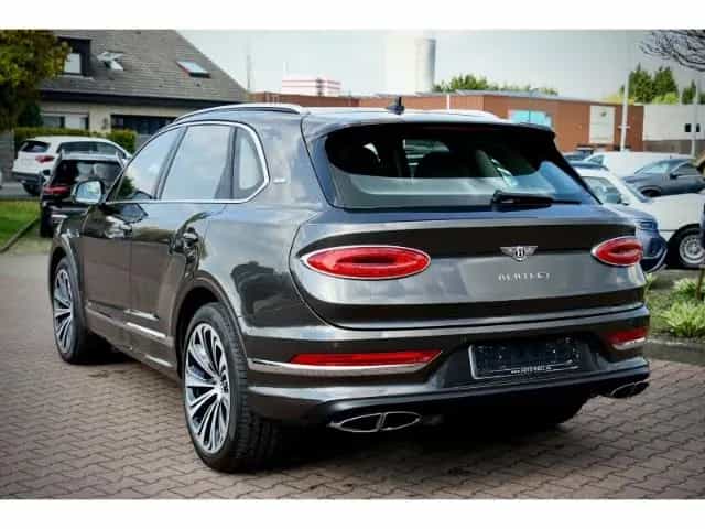 Bentley Bentayga Mulliner First Edition 22°Naim Airmatic 06/2021-photo-3