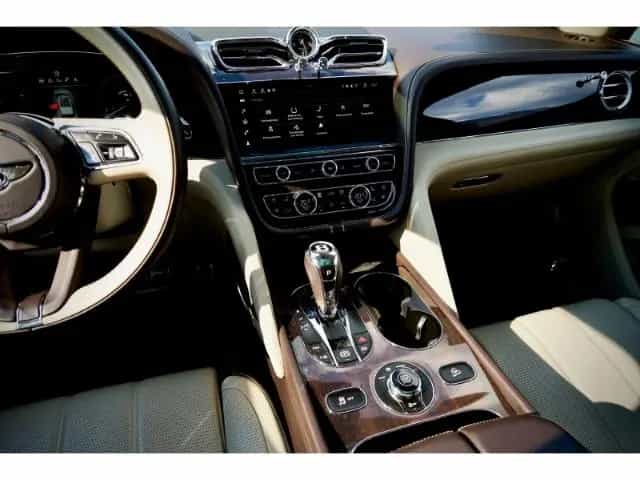 Bentley Bentayga Mulliner First Edition 22°Naim Airmatic 06/2021-photo-7