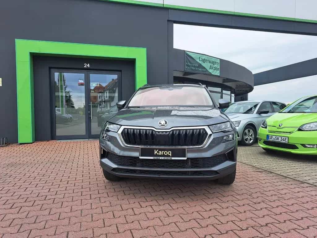 Skoda Karoq Tour 1.5l TSI 110 kW 150 PS DSG 12/2022-photo-1