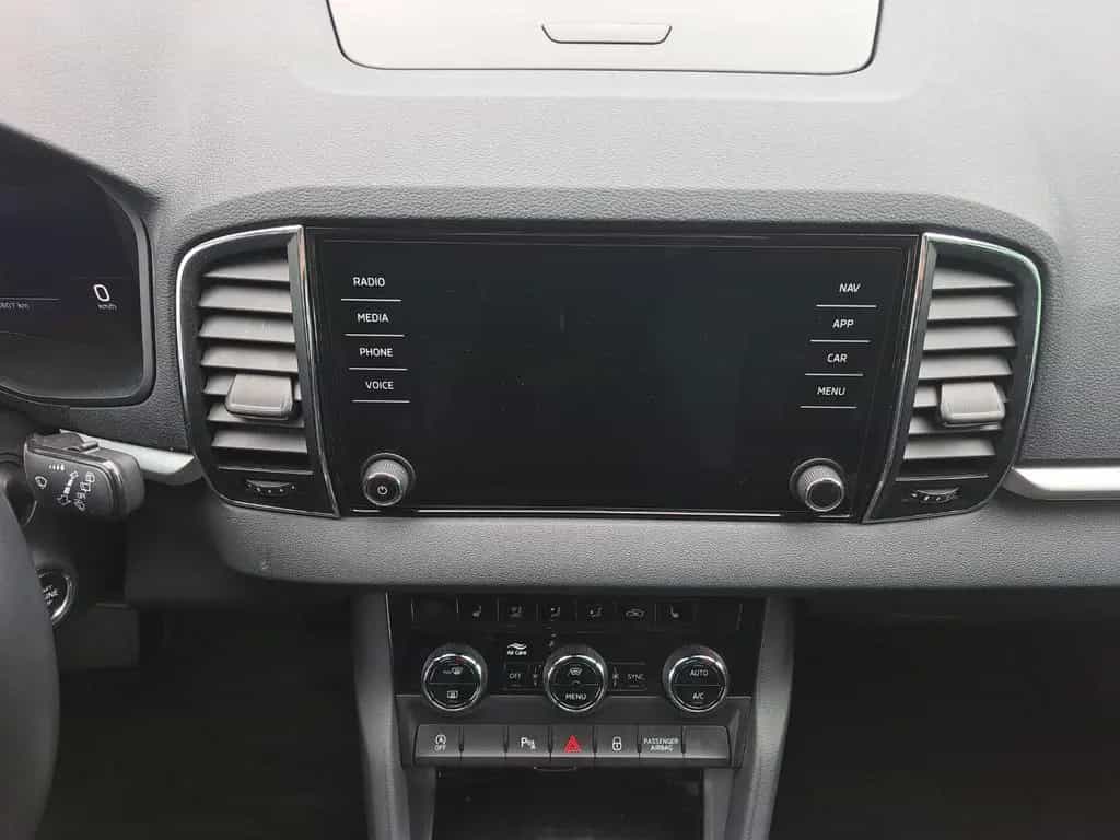 Skoda Karoq Tour 1.5l TSI 110 kW 150 PS DSG 12/2022-photo-13