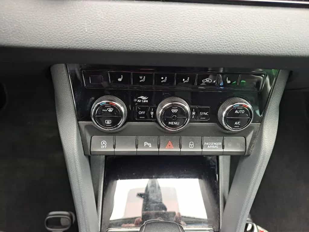 Skoda Karoq Tour 1.5l TSI 110 kW 150 PS DSG 12/2022-photo-14