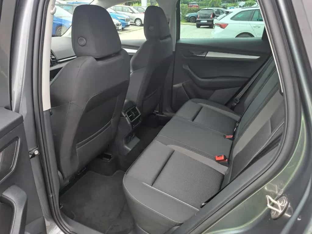 Skoda Karoq Tour 1.5l TSI 110 kW 150 PS DSG 12/2022-photo-18