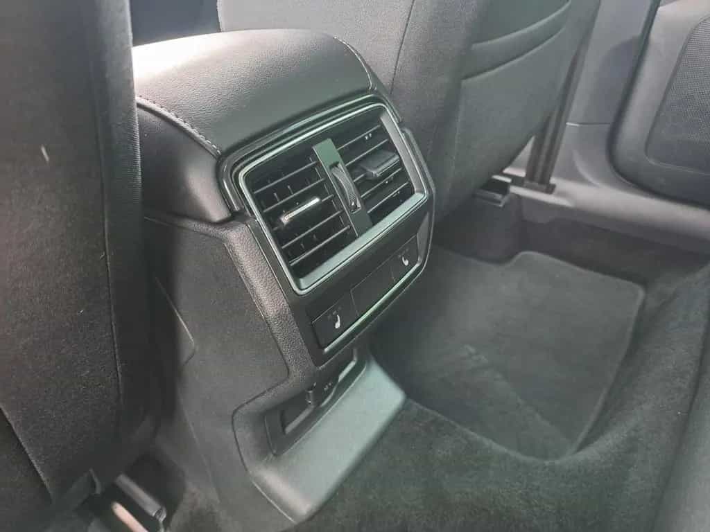 Skoda Karoq Tour 1.5l TSI 110 kW 150 PS DSG 12/2022-photo-19