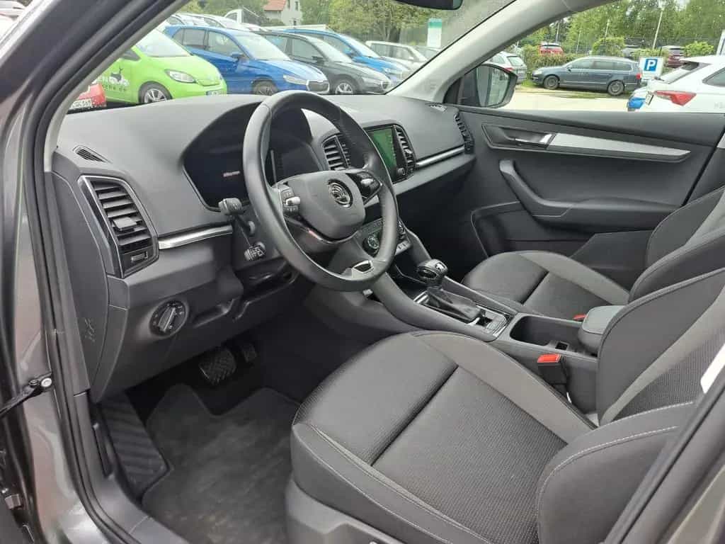 Skoda Karoq Tour 1.5l TSI 110 kW 150 PS DSG 12/2022-photo-6
