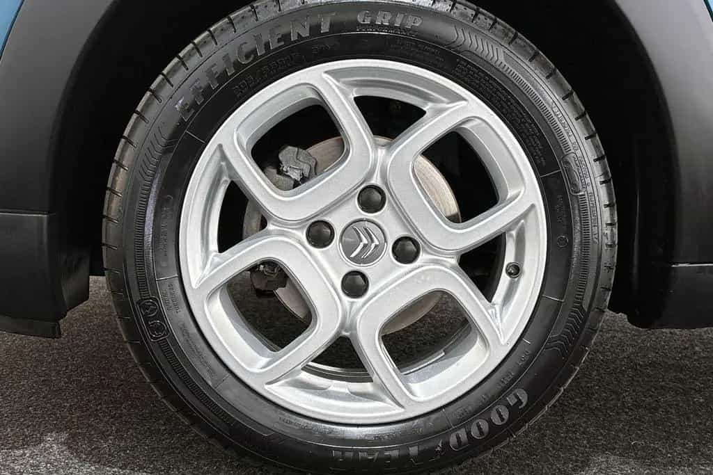 Citroën C4 Cactus 1.2 PureTech Business 06/2019-photo-17