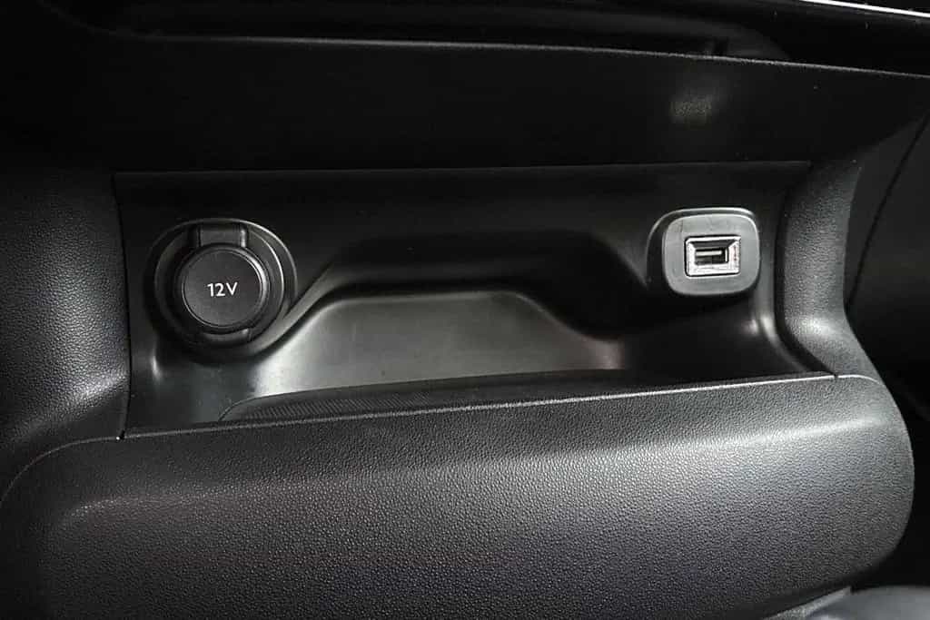 Citroën C4 Cactus 1.2 PureTech Business 06/2019-photo-28
