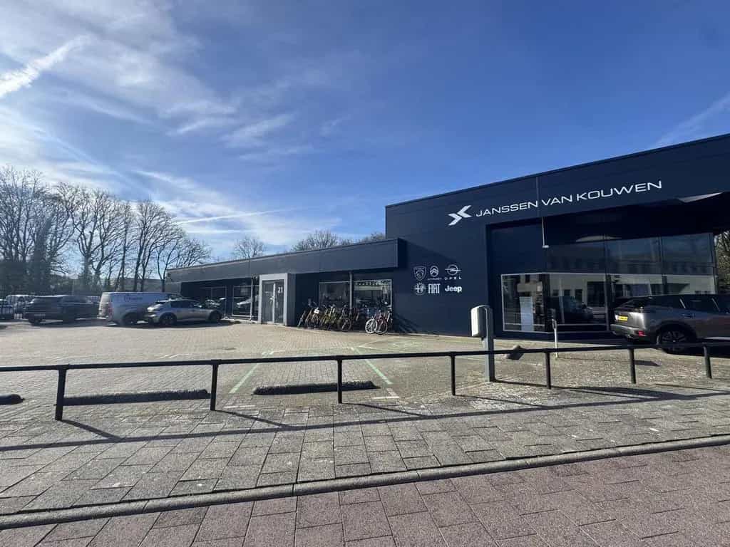 Citroën C4 Cactus 1.2 PureTech Business 06/2019-photo-34