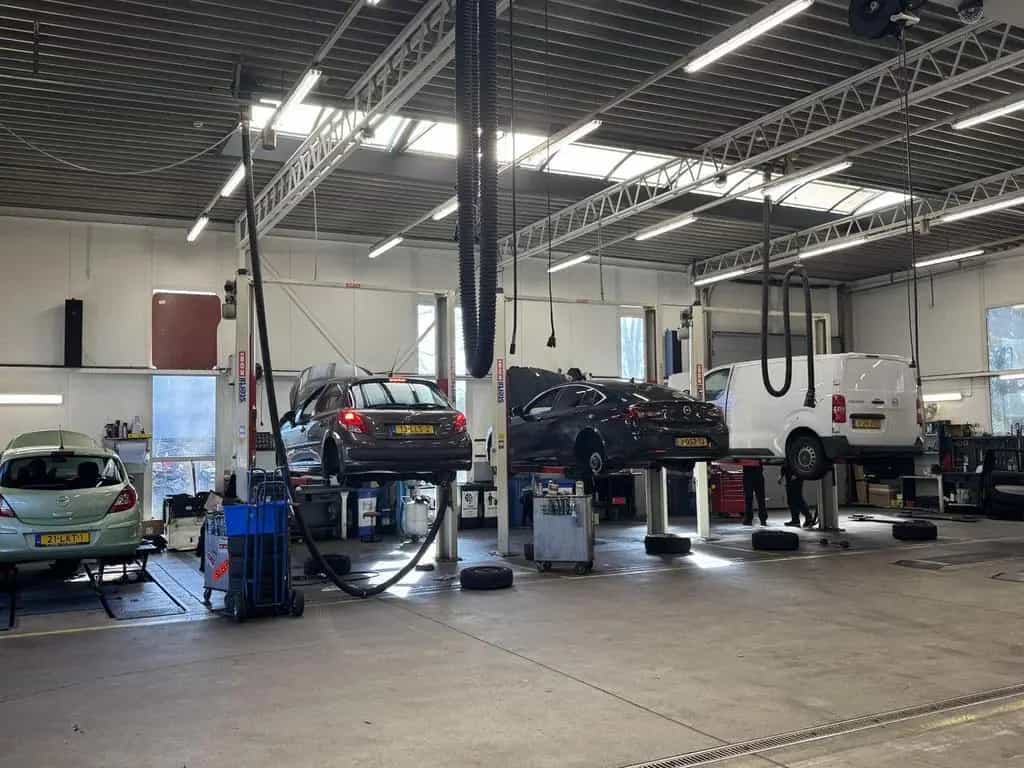 Citroën C4 Cactus 1.2 PureTech Business 06/2019-photo-37