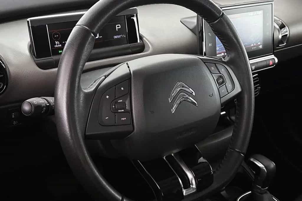 Citroën C4 Cactus 1.2 PureTech Business 06/2019-photo-5