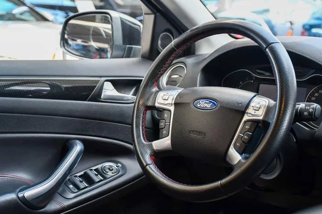 Ford Mondeo Lim. Titanium S 2.0 203 PS Automatik PDC 10/2012-photo-13