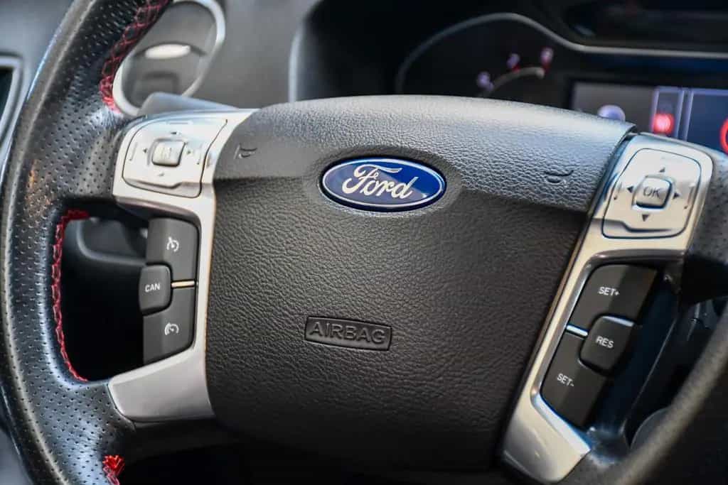 Ford Mondeo Lim. Titanium S 2.0 203 PS Automatik PDC 10/2012-photo-20