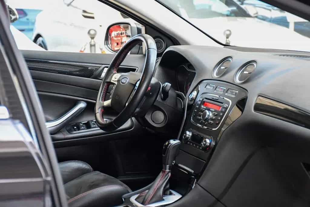 Ford Mondeo Lim. Titanium S 2.0 203 PS Automatik PDC 10/2012-photo-21