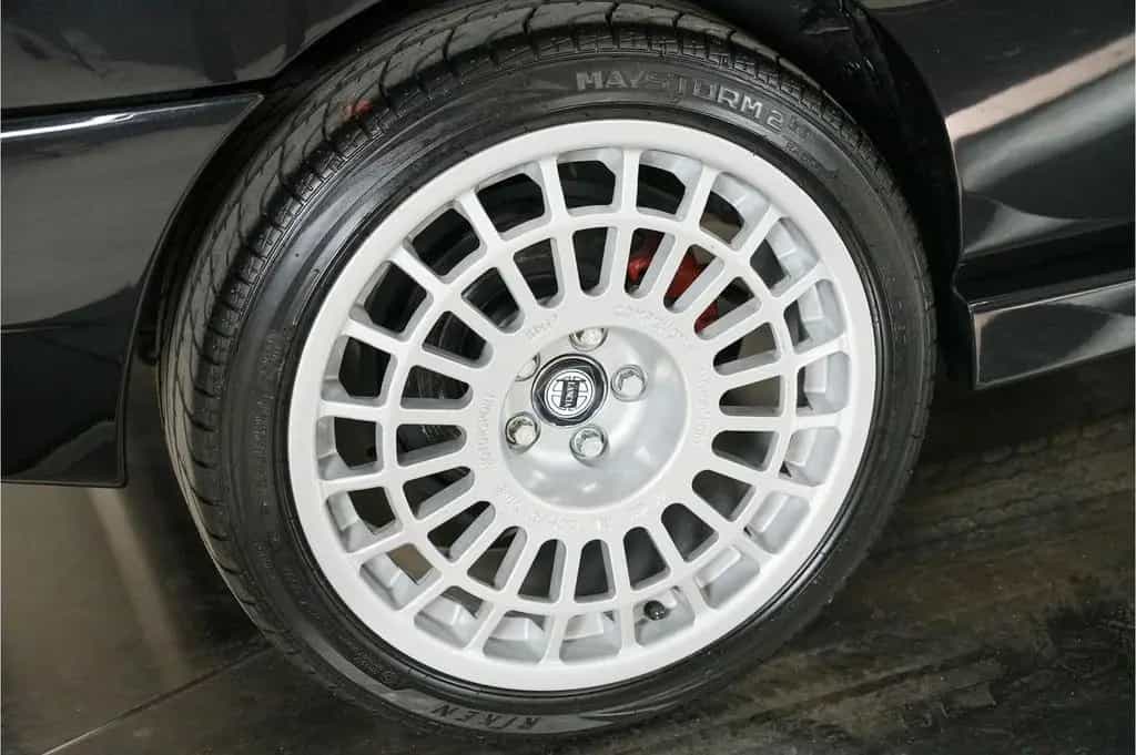 Lancia Delta HF Integrale Evo 1 M1089 01/1992-photo-11