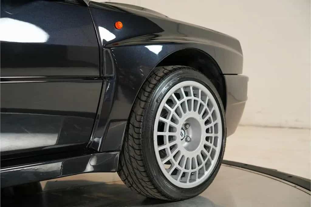 Lancia Delta HF Integrale Evo 1 M1089 01/1992-photo-22