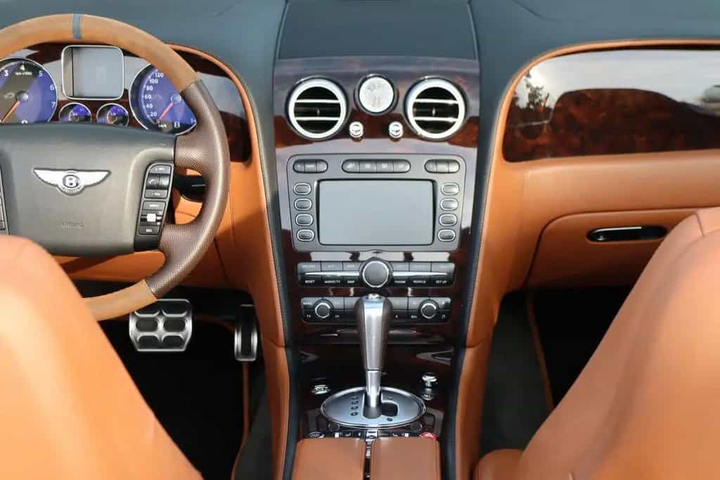 Bentley Continental GTC 6.0 W12 05/2007-photo-34