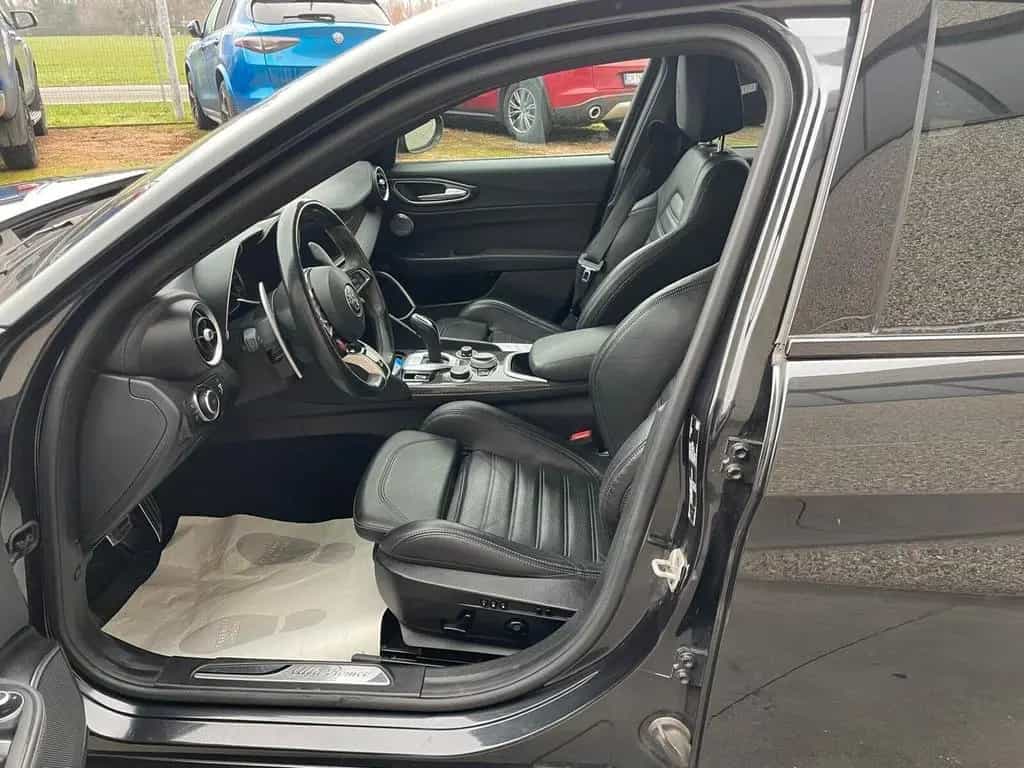 Alfa Romeo Giulia 2.9 V6 Bi-Turbo AT8 Quadrifogl 05/2022-photo-6