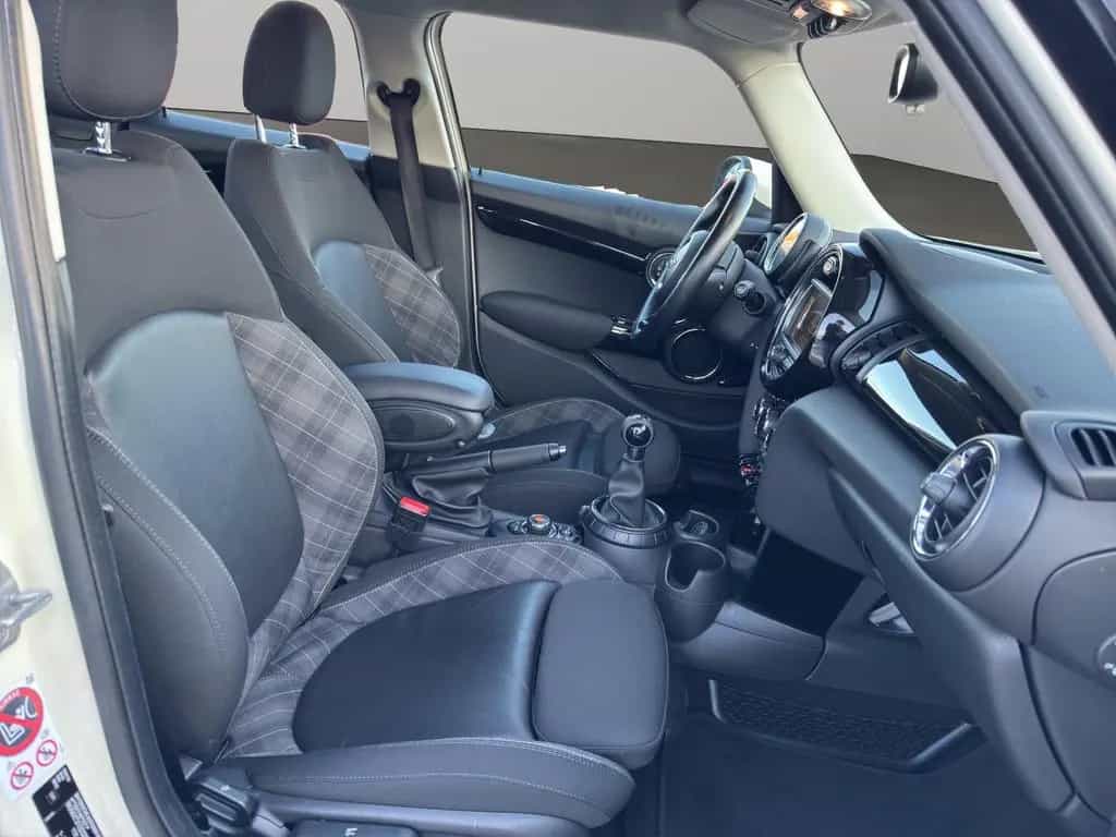 MINI Cooper D *Navigation*LED*Teilleder* 02/2017-photo-9