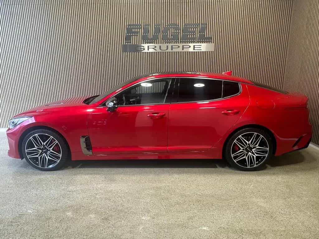 Kia Stinger 3.3 V6 T-GDI 4WD GT Pano|360°|Leder|Navi 04/2022-photo-1