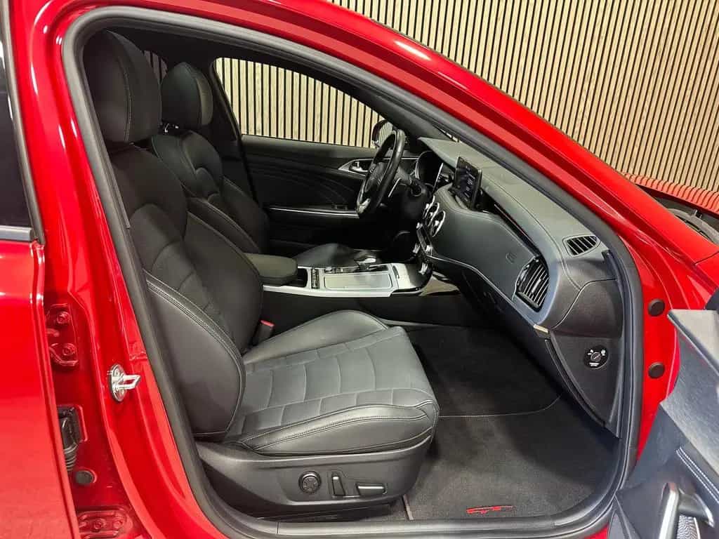 Kia Stinger 3.3 V6 T-GDI 4WD GT Pano|360°|Leder|Navi 04/2022-photo-10