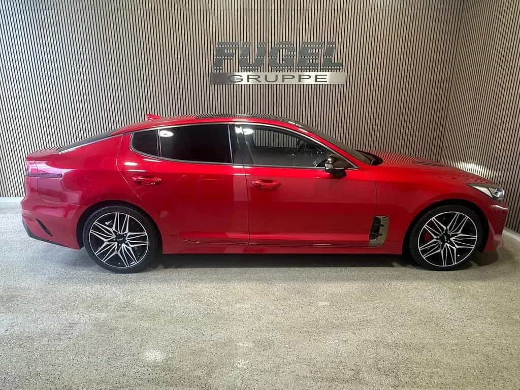 Kia Stinger 3.3 V6 T-GDI 4WD GT Pano|360°|Leder|Navi 04/2022-photo-33