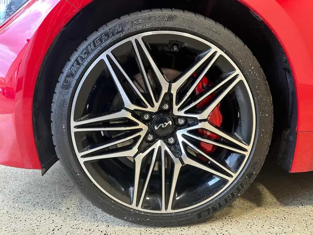Kia Stinger 3.3 V6 T-GDI 4WD GT Pano|360°|Leder|Navi 04/2022-photo-7