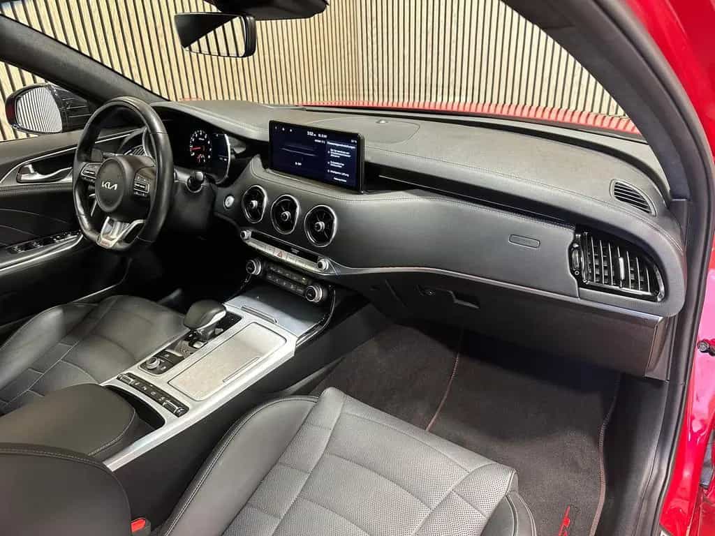 Kia Stinger 3.3 V6 T-GDI 4WD GT Pano|360°|Leder|Navi 04/2022-photo-9
