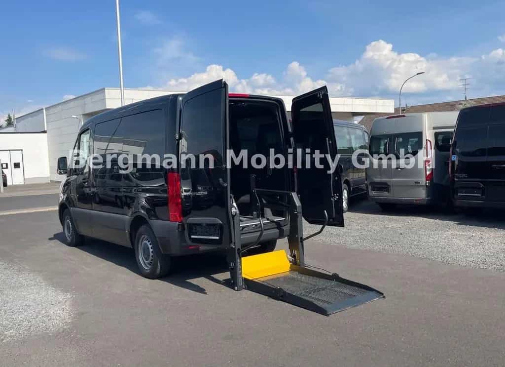 Mercedes-Benz Sprinter III Tourer Behindertengerecht Aut. 09/2021-photo-0