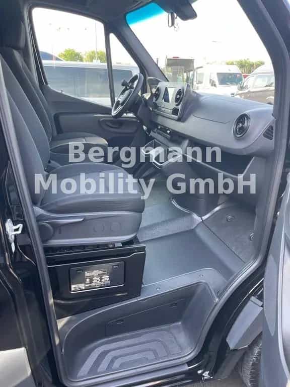 Mercedes-Benz Sprinter III Tourer Behindertengerecht Aut. 09/2021-photo-21