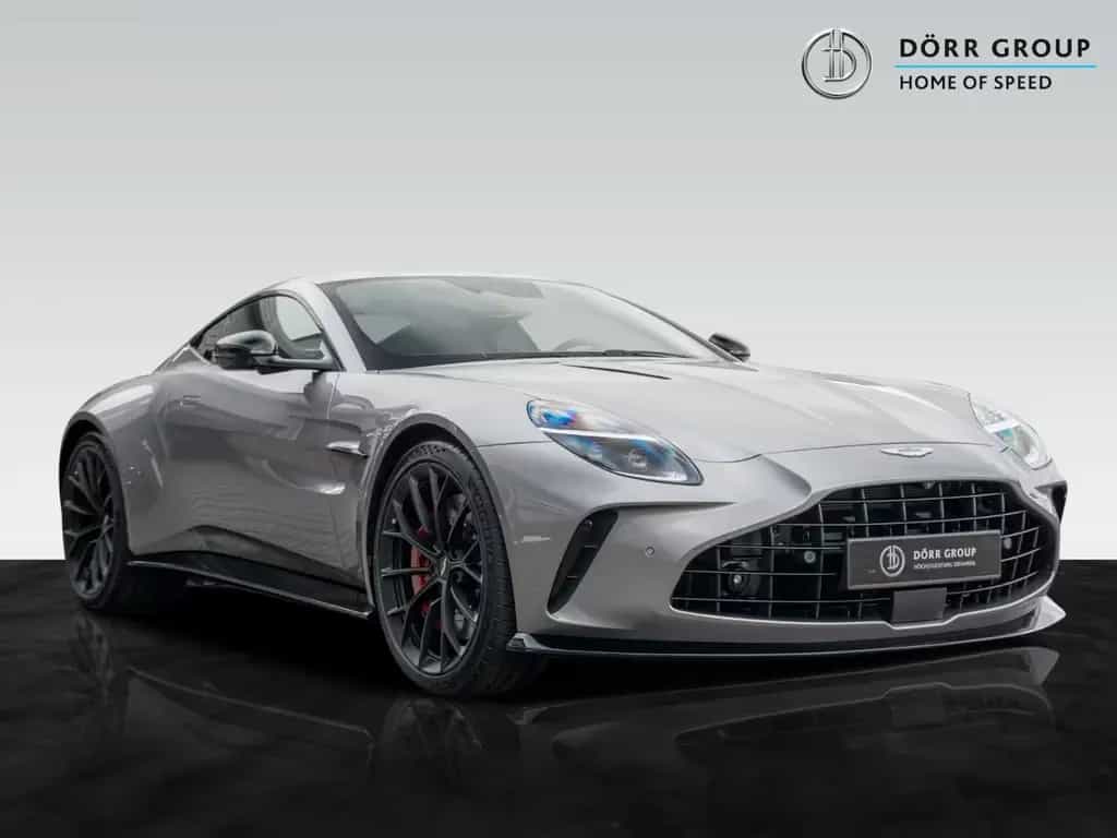 Aston Martin V8 Vantage | Signature Paint | Jewellery Pack 02/2026-photo-0