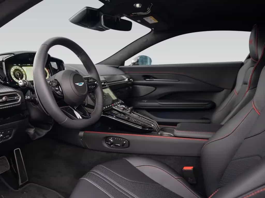 Aston Martin V8 Vantage | Signature Paint | Jewellery Pack 02/2026-photo-5