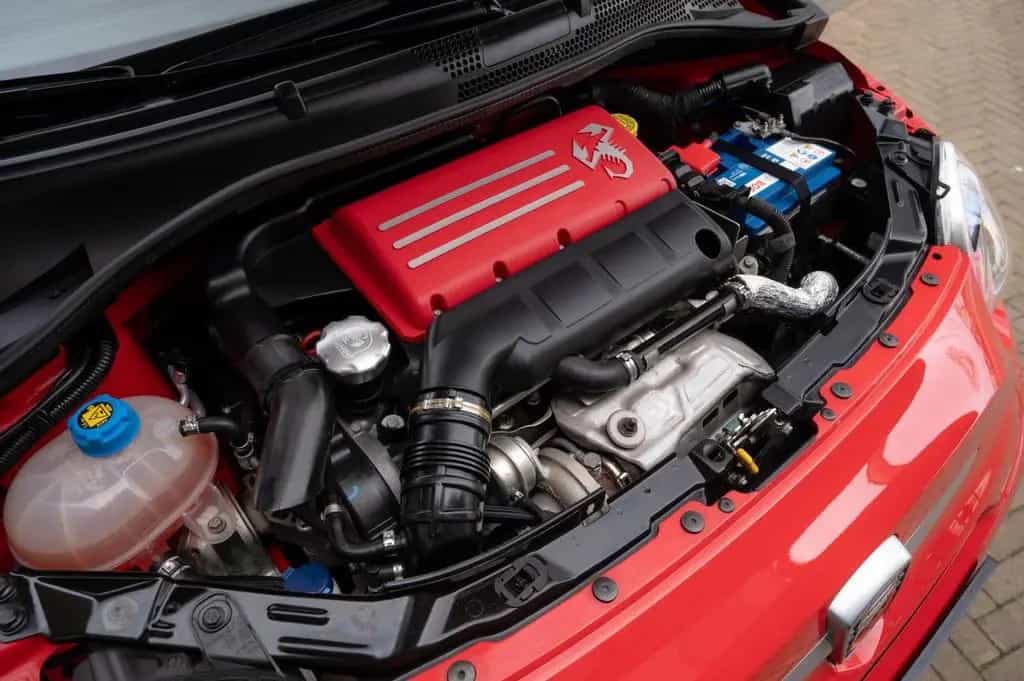 Abarth 595 Turismo 11/2017-photo-10