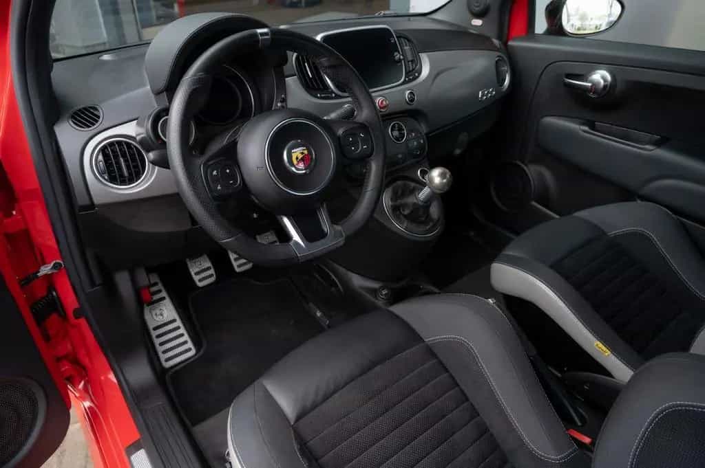 Abarth 595 Turismo 11/2017-photo-16