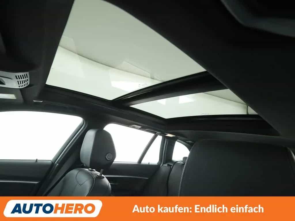 BMW 3 Series 320i M Sport Shadow Aut.*NAVI*LED*HUD*TEMPO*PDC* 01/2019-photo-29