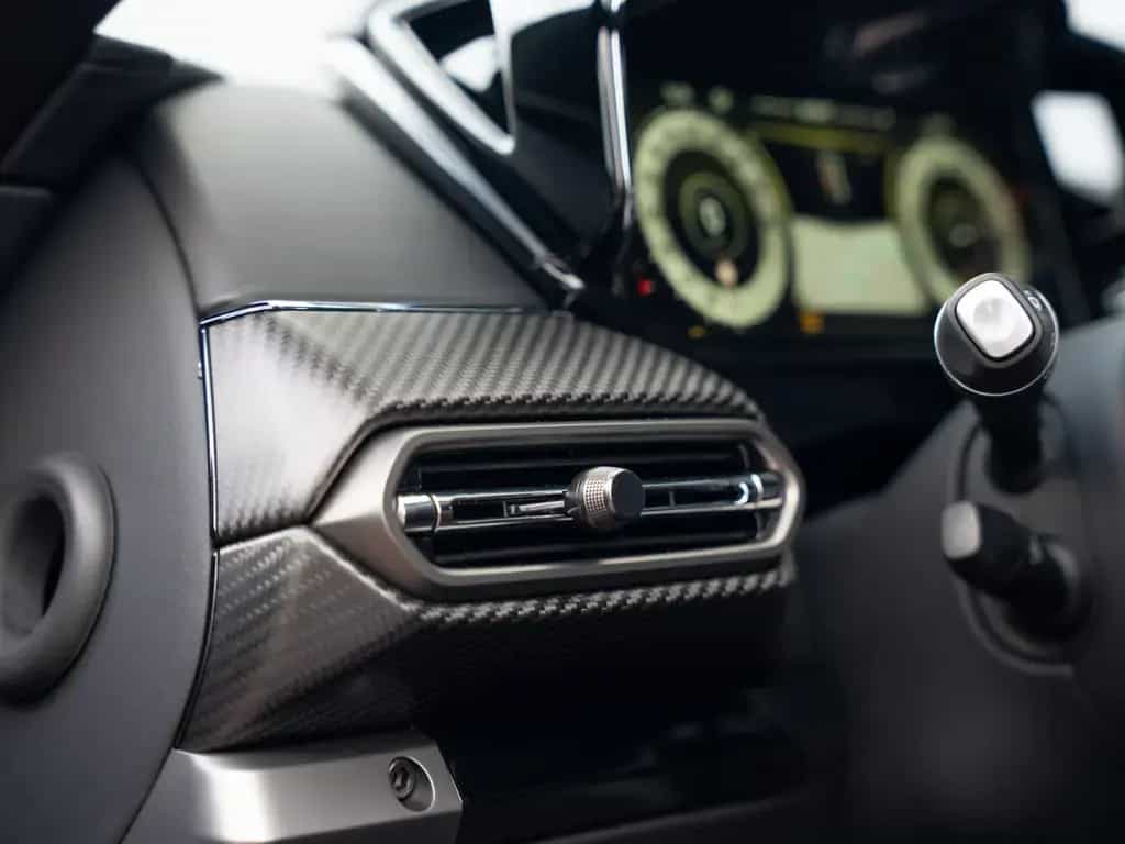 Aston Martin V8 Vantage | Carbon Trim | Jewellery Dark Satin 04/2026-photo-22