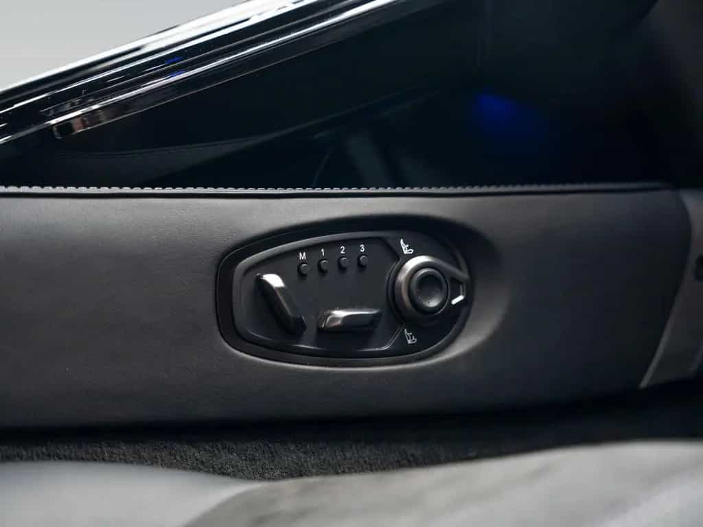 Aston Martin V8 Vantage | Carbon Trim | Jewellery Dark Satin 04/2026-photo-24