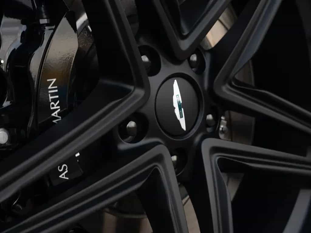 Aston Martin V8 Vantage | Carbon Trim | Jewellery Dark Satin 04/2026-photo-27