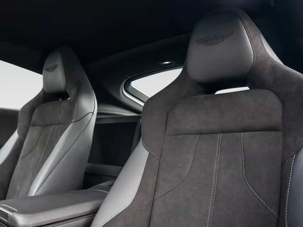 Aston Martin V8 Vantage | Carbon Trim | Jewellery Dark Satin 04/2026-photo-4
