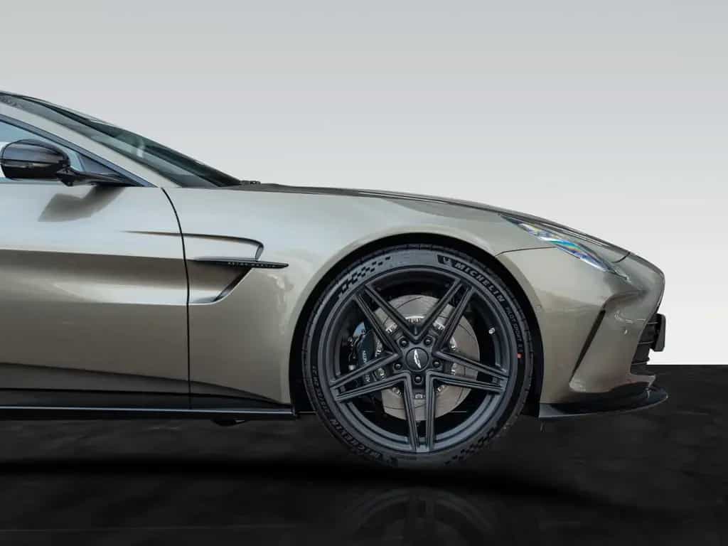 Aston Martin V8 Vantage | Carbon Trim | Jewellery Dark Satin 04/2026-photo-9