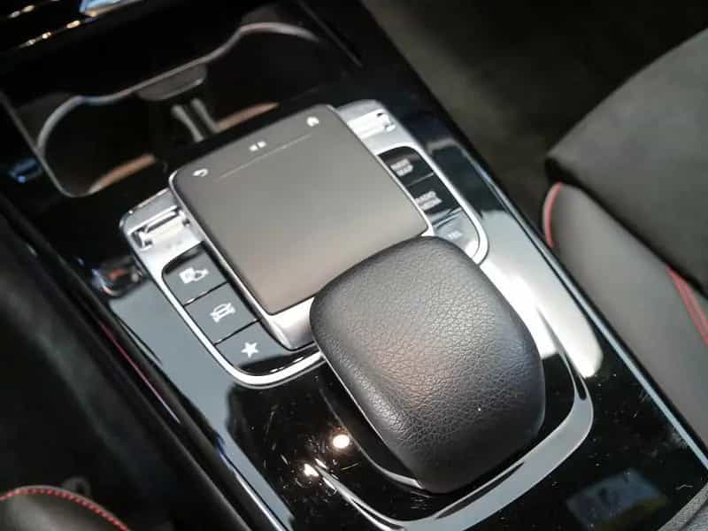 Mercedes-Benz CLA-Class 180 AMG KAMERA PANO SPUR PDC SHD SHZ 02/2020-photo-17