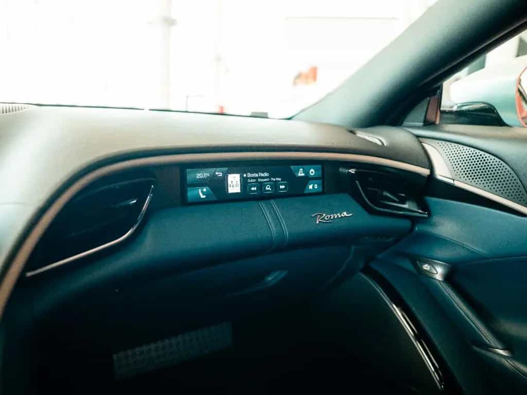 Ferrari Roma Surround View*Belüftete-Sitze*JBL*ADAS* 09/2020-photo-23