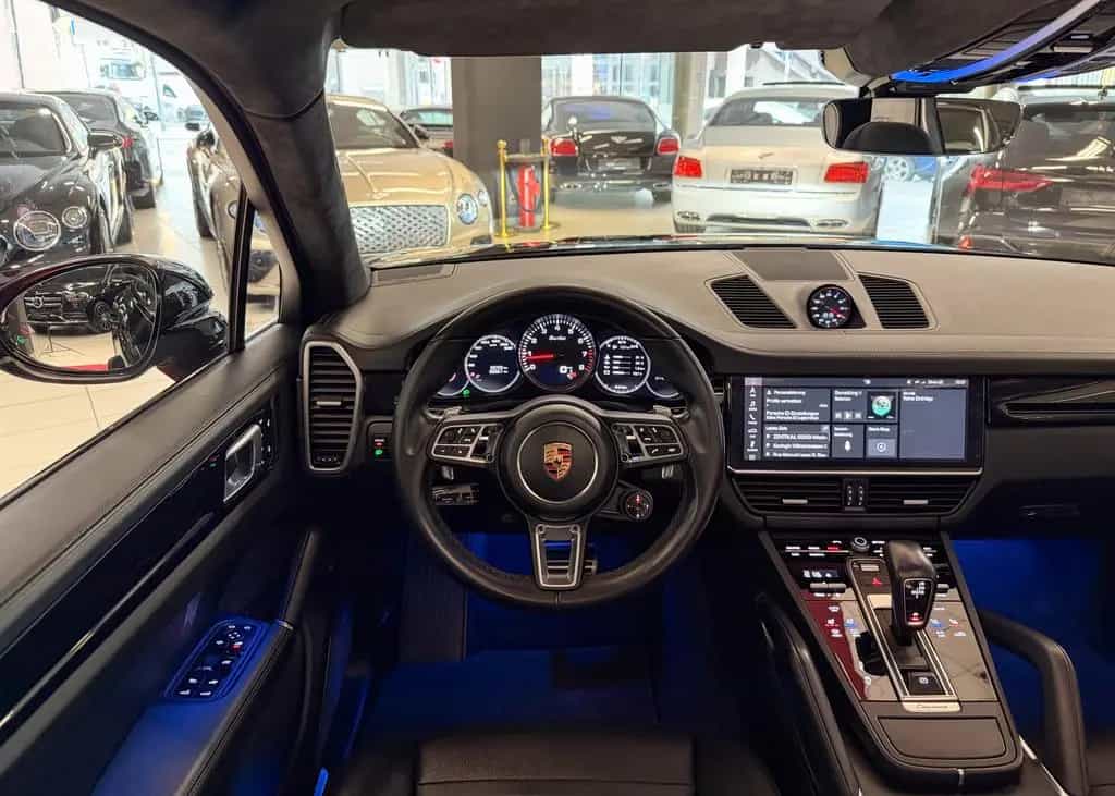 Porsche Cayenne Turbo MwSt.SportChrono PDCC PTV Burmeste 02/2018-photo-19