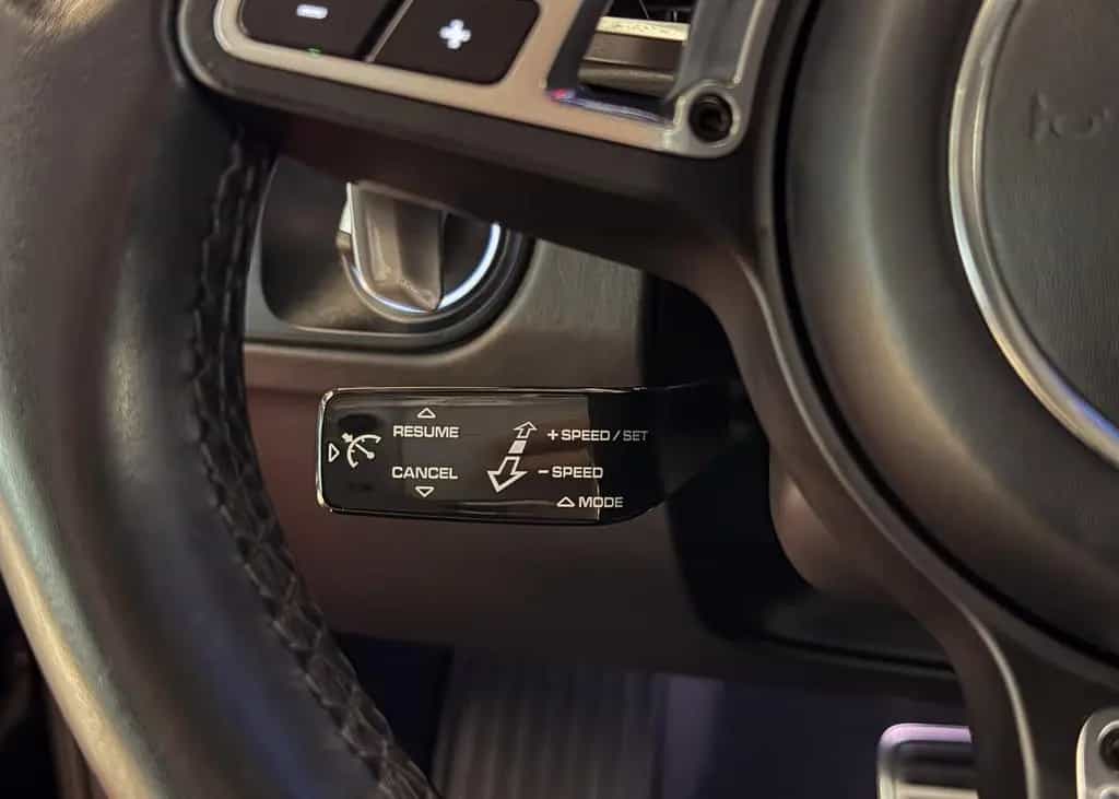 Porsche Cayenne Turbo MwSt.SportChrono PDCC PTV Burmeste 02/2018-photo-21