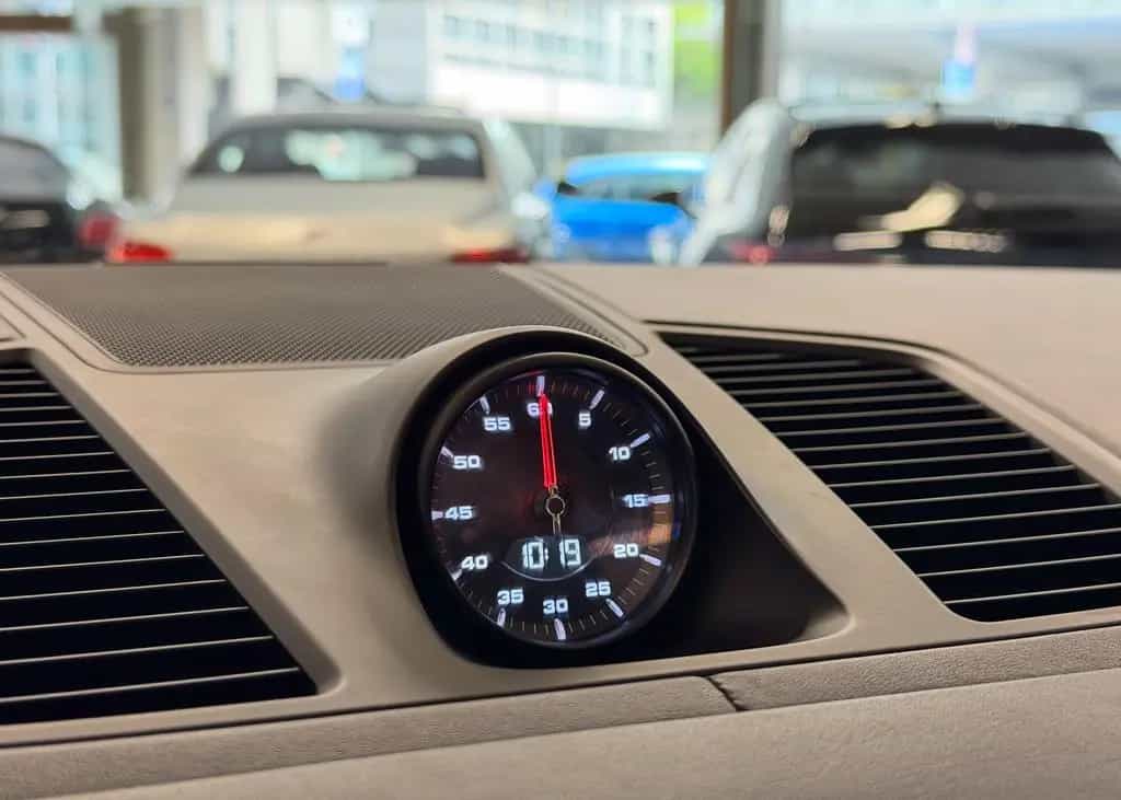 Porsche Cayenne Turbo MwSt.SportChrono PDCC PTV Burmeste 02/2018-photo-23