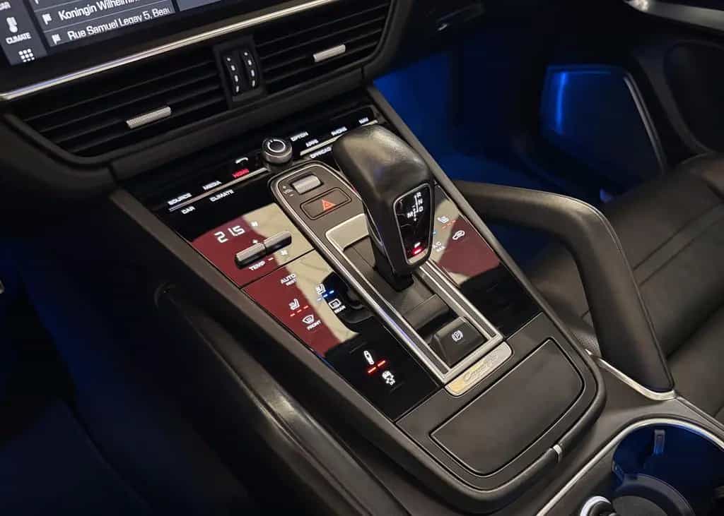 Porsche Cayenne Turbo MwSt.SportChrono PDCC PTV Burmeste 02/2018-photo-25
